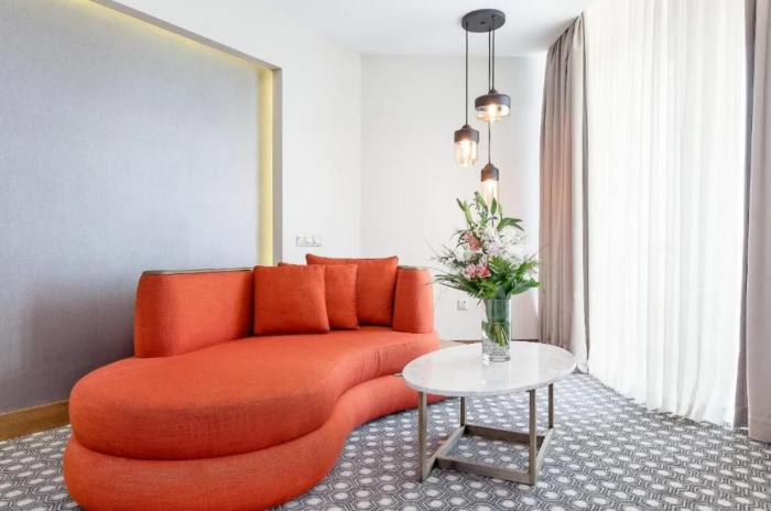 Salamis Bay Conti Resort Hotel & Casino ファマグスタ 部屋 写真 A suite at the hotel