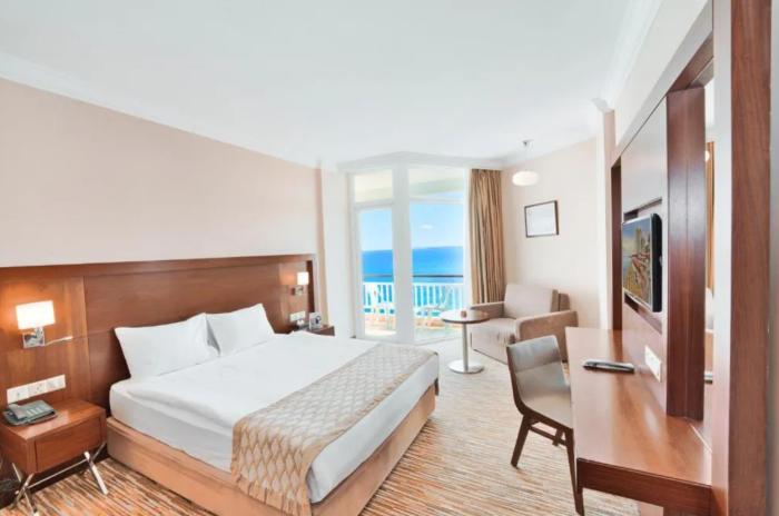 Salamis Bay Conti Resort Hotel & Casino ファマグスタ 部屋 写真 A room at the hotel