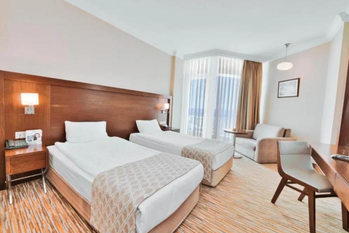 Salamis Bay Conti Resort Hotel & Casino ファマグスタ 部屋 写真 A room at the hotel