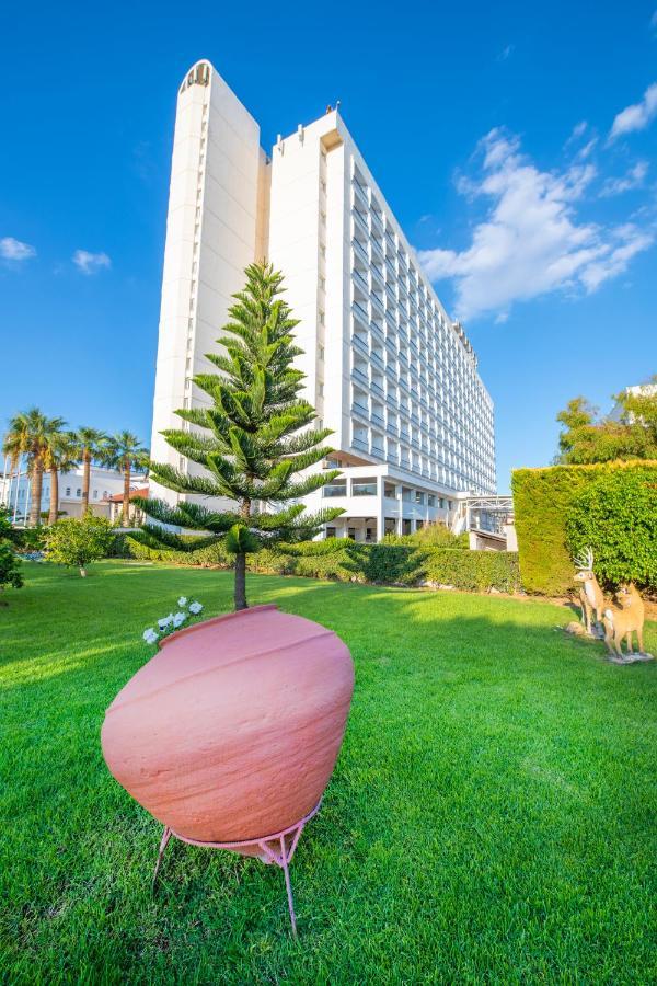 Salamis Bay Conti Resort Hotel & Casino ファマグスタ エクステリア 写真 The hotel in 2016